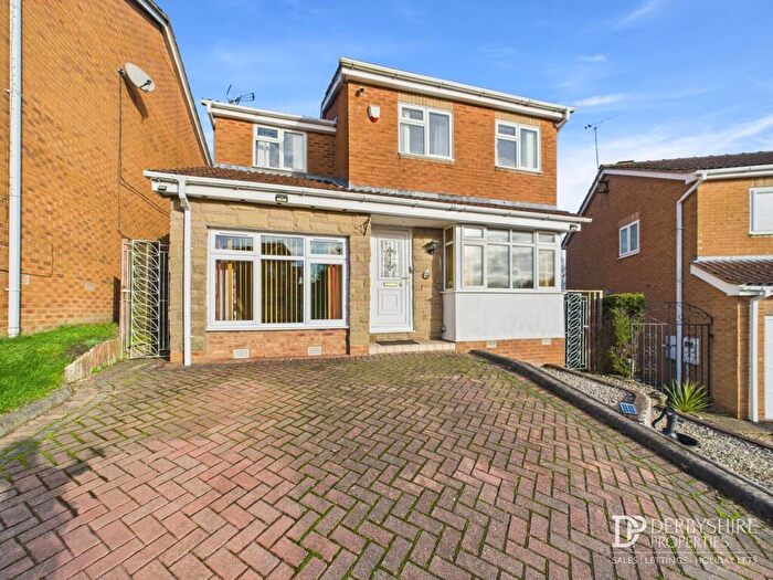 4 Bedroom Detached House For Sale In Staffa Drive, Tibshelf, Alfreton, DE55