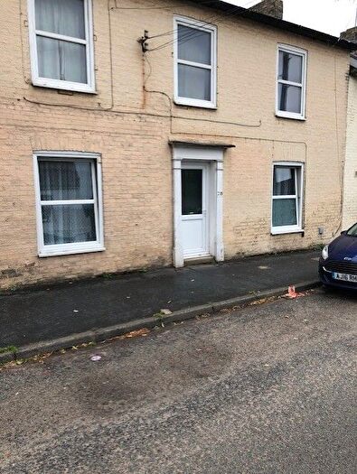 2 Bedroom Flat To Rent In Pratt Street, Soham, CB7