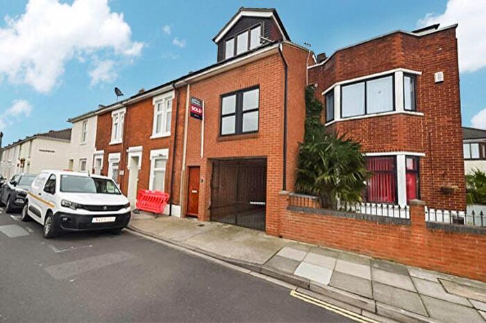 2 Bedroom Maisonette To Rent In Ariel Road, Portsmouth, PO1