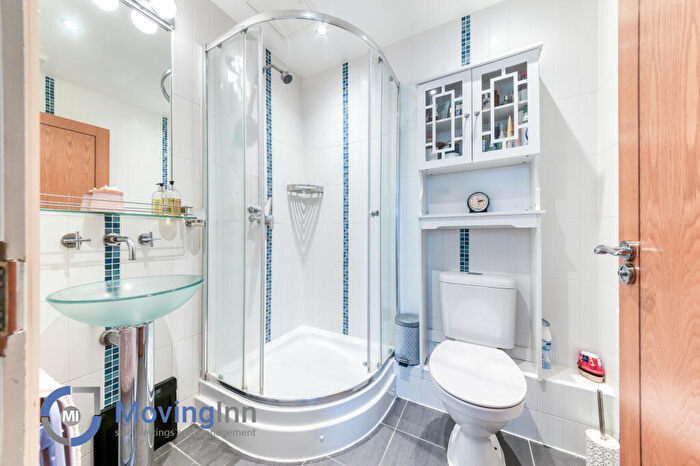 2 Bedroom Apartment For Sale In Ashman Court, Pampisford Road, South Croydon, Surrey, CR2