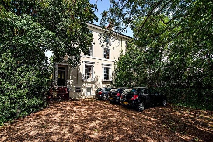 2 Bedroom Flat To Rent In Shooters Hill Road, London, SE3