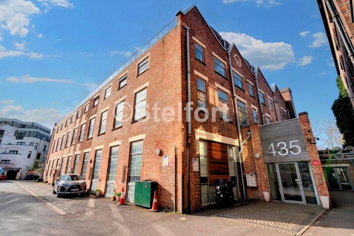 2 Bedroom Apartment To Rent In Holloway Road, London, N7