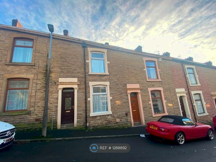 3 Bedroom Terraced House To Rent In Preston Street, Darwen BB3