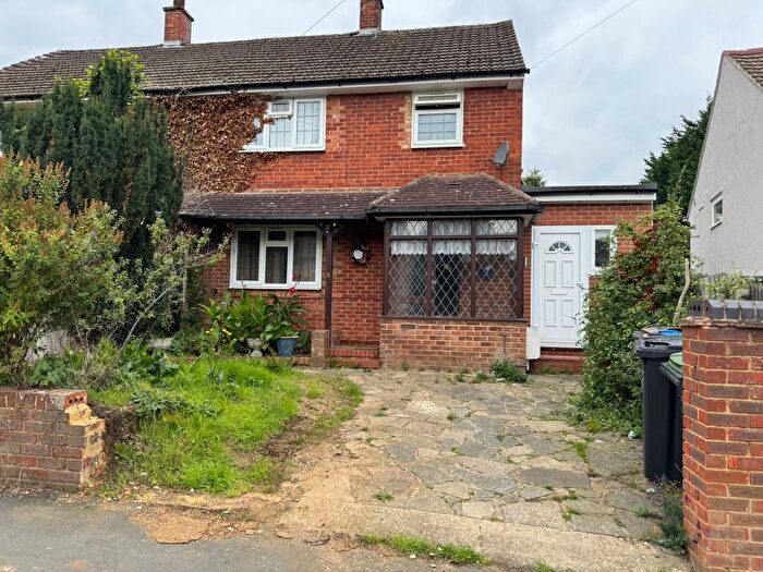 2 Bedroom Flat To Rent In Alwyn Close, New Addington, CR0