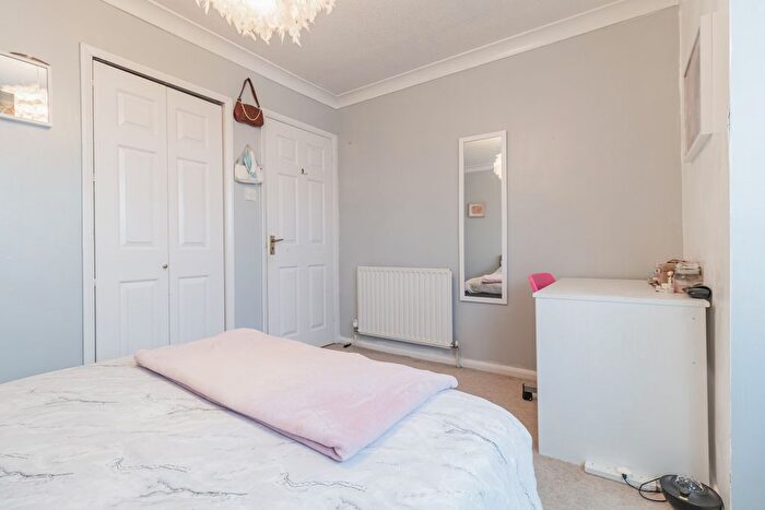 5 Bedroom Semi-Detached House To Rent In Morley Road, Sutton, Surrey, SM3