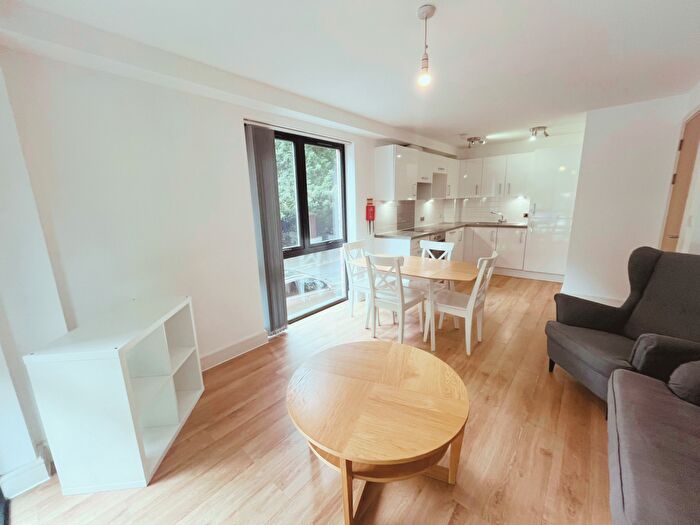 2 Bedroom Apartment To Rent In Vine Street, Liverpool, L7