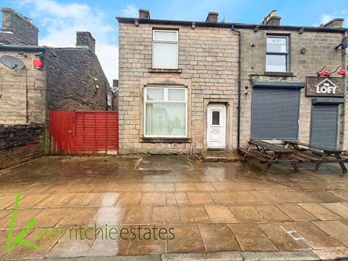 2 Bedroom Cottage For Sale In Lee Lane, Horwich, BL6
