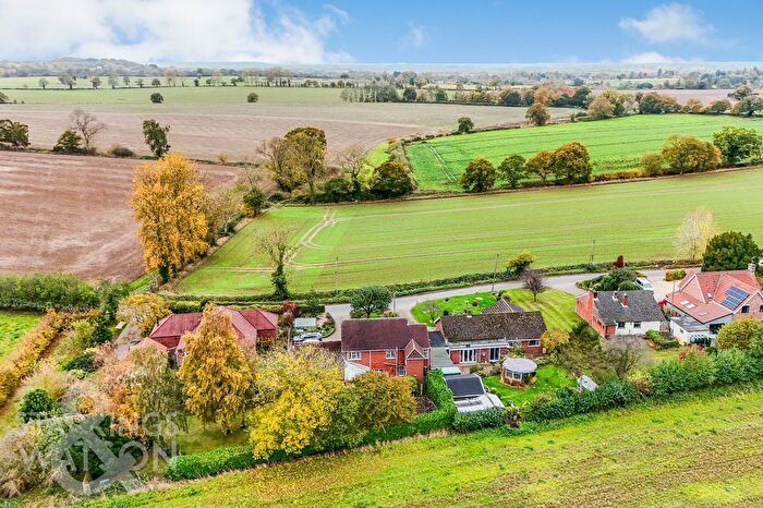 5 Bedroom Detached House For Sale In Lingwood Road, Blofield, Norwich, NR13