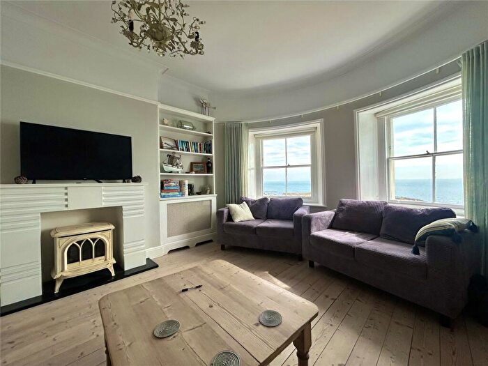 3 Bedroom Apartment For Sale In Esplanade Road, Ventnor, Isle Of Wight, PO38