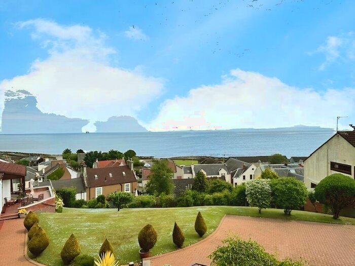 3 Bedroom Detached House For Sale In West Brae, East Wemyss, KY1