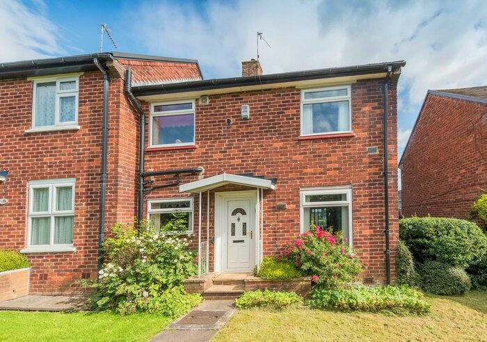 3 Bedroom Terraced House To Rent In Lowedges Crescent, Sheffield, S8