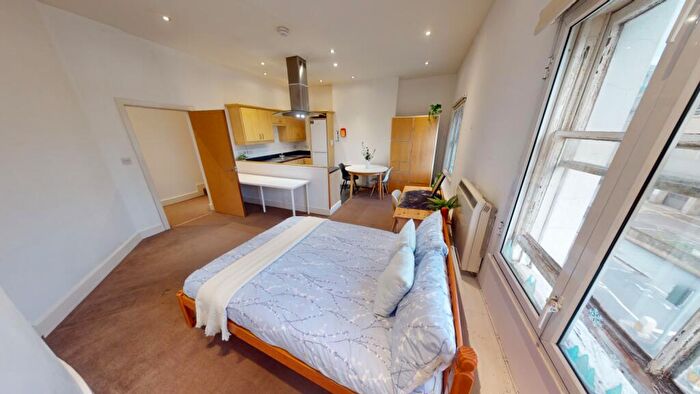 1 Bedroom Flat To Rent In Apt, North Sherwood Street, Nottingham, NG1