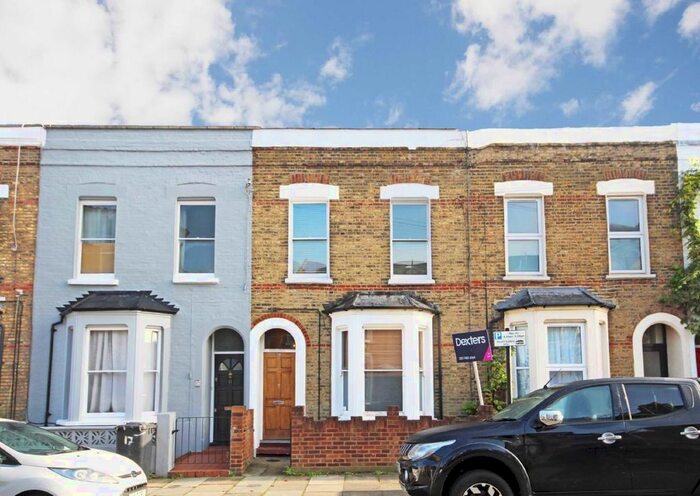 2 Bedroom Flat To Rent In Tintern Street, London, SW4