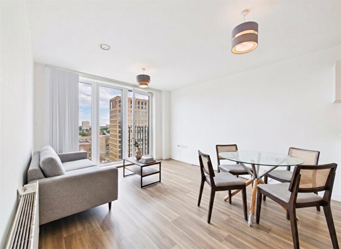 2 Bedroom Apartment For Sale In Lexington Gardens, Edgbaston, Birmingham, B15