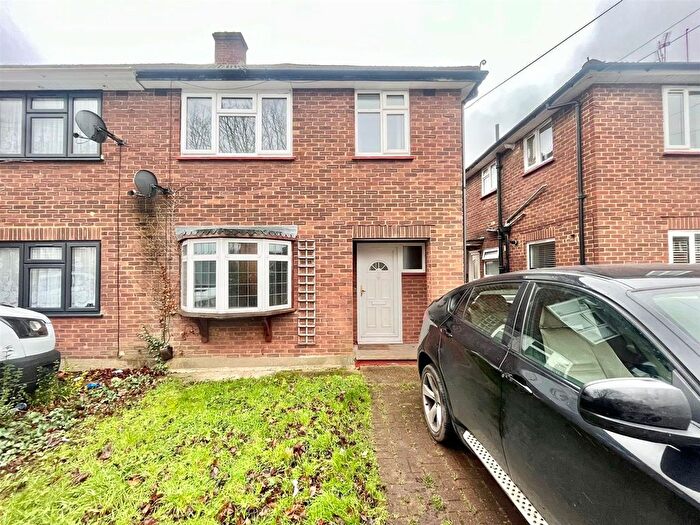 3 Bedroom Semi-Detached House To Rent In Grosvenor Avenue, Hayes, UB4