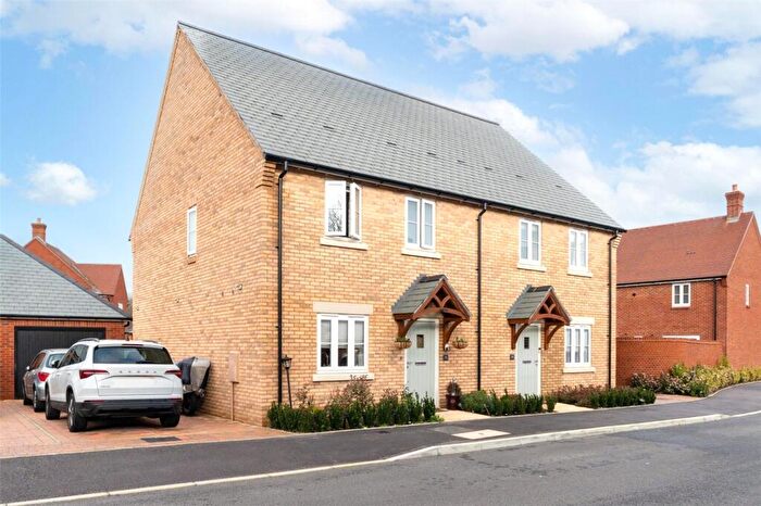 3 Bedroom Semi Detached House For Sale In Saxondale Gardens, Wimborne, Dorset, BH21