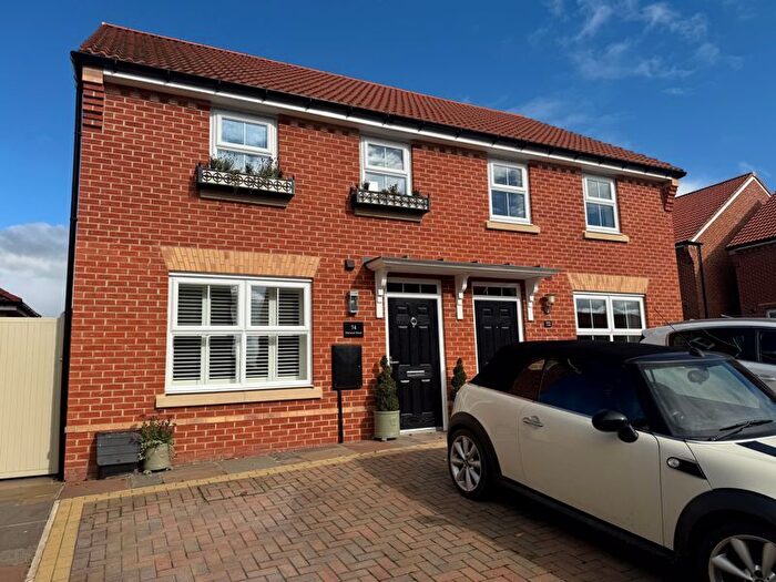 3 Bedroom Semi-Detached House For Sale In Derwent Road, Pickering, YO18