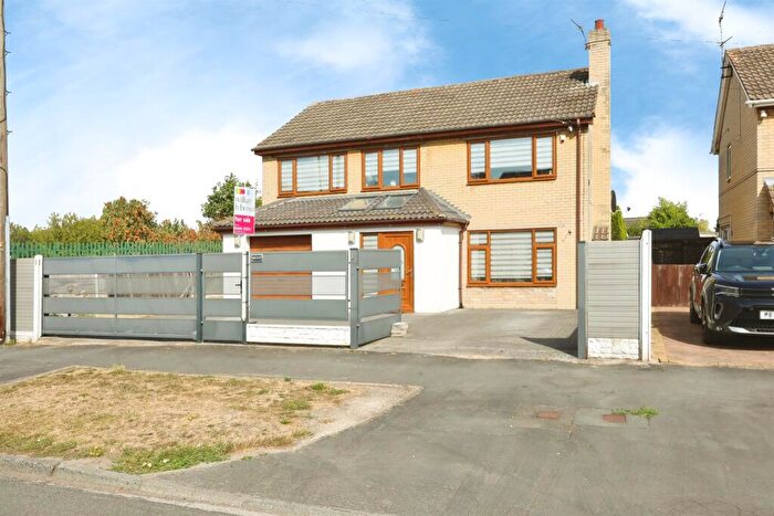 4 Bedroom Detached House For Sale In Wike Gate Road, Thorne, Doncaster, DN8