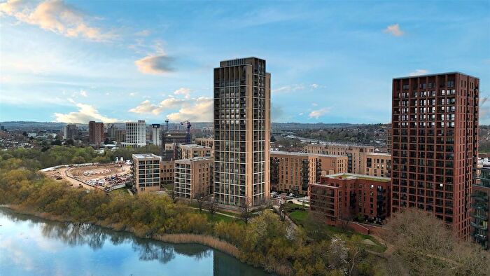 2 Bedroom Flat To Rent In Moorhen Drive, NW9