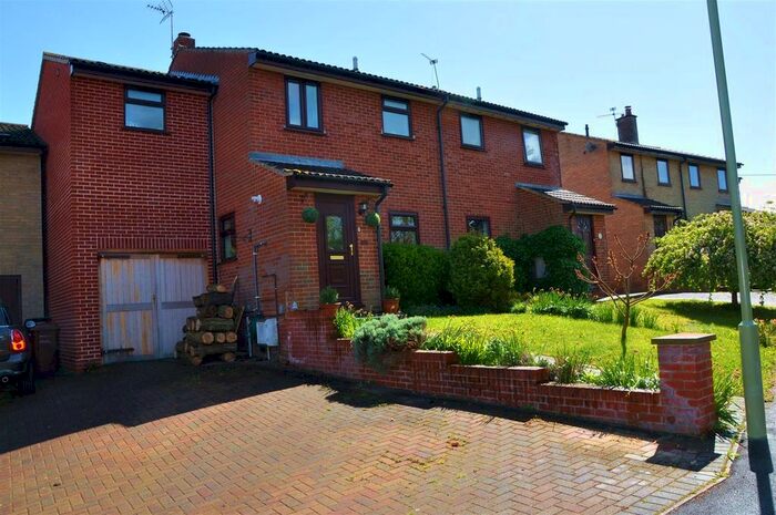 3 Bedroom Terraced House To Rent In Above Town, Upper Clatford, Andover, SP11