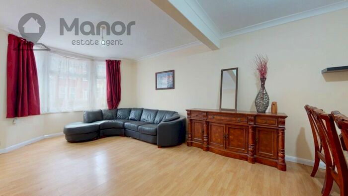 3 Bedroom Terraced House To Rent In Goldsmith Avenue, London, E12