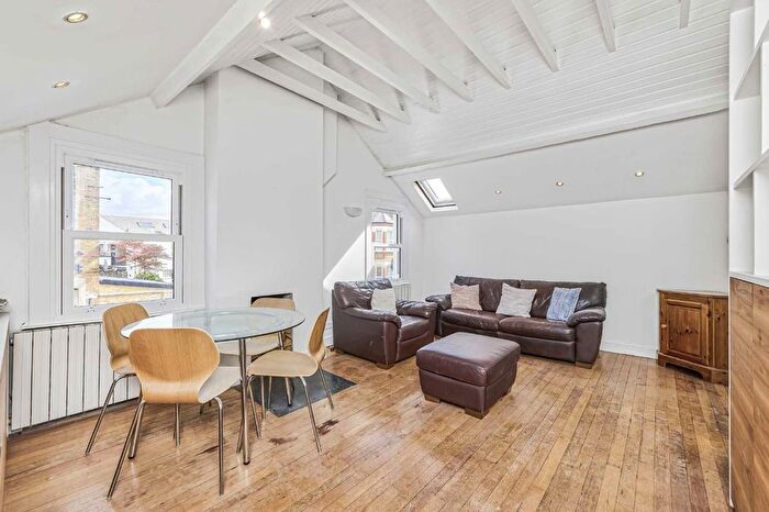1 Bedroom Flat For Sale In Hubert Grove, Clapham North, SW9