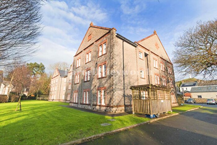 2 Bedroom Flat For Sale In Ford Park Crescent, Ulverston, LA12