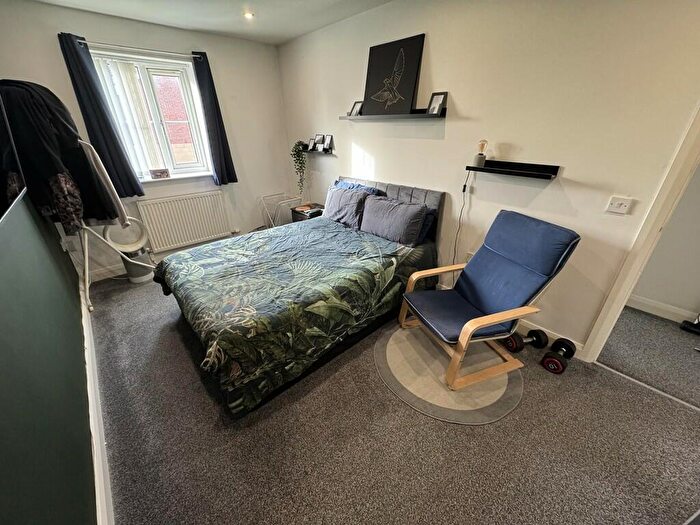 2 Bedroom Apartment To Rent In Clifton Park Clifton Manchester Greater Manchester, M27