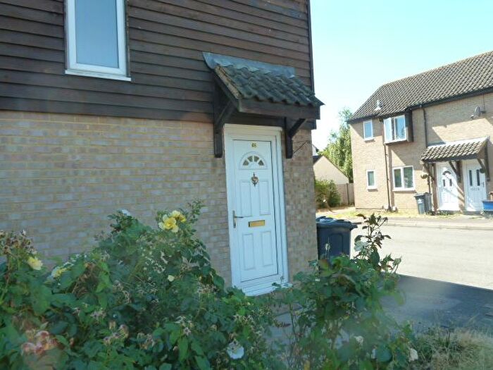 1 Bedroom Semi-Detached House To Rent In Lime Close, Stevenage, SG2