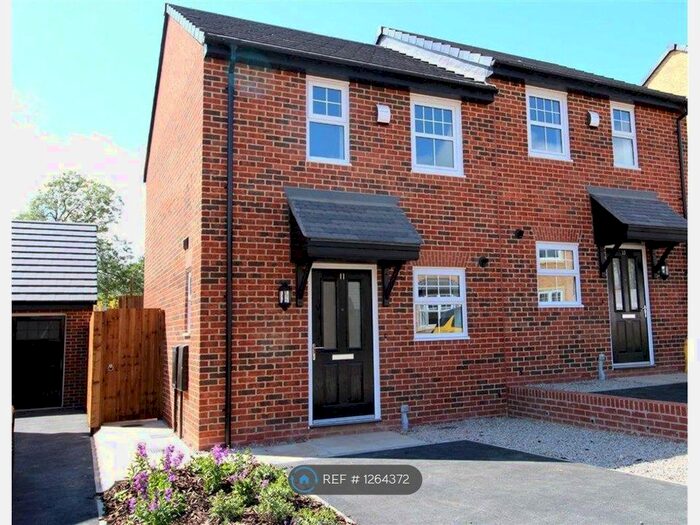 2 Bedroom Semi-Detached House To Rent In Broomfield Road, Longridge, Preston PR3