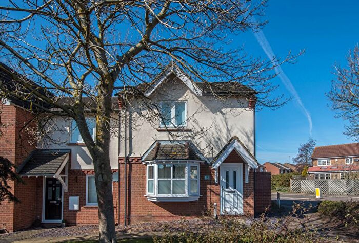 3 Bedroom End Of Terrace House To Rent In Cublands, Hertford, SG13