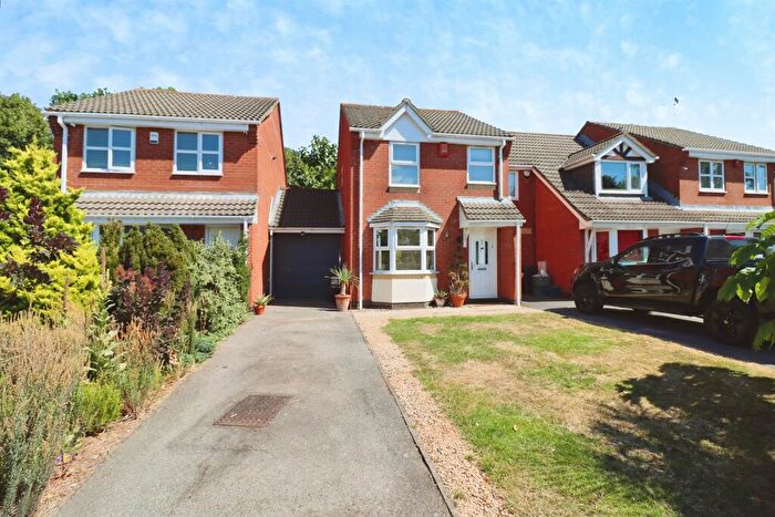 3 Bedroom Semi-Detached House For Sale In Lingfield Park, Downend, Bristol, BS16