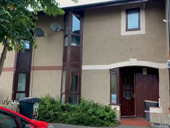 2 Bedroom House To Rent In Holden Way, Binyon Rd, Lancaster, LA1