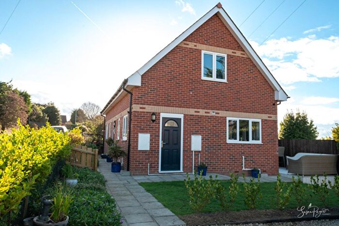 3 Bedroom Detached House For Sale In Uplands Road, Totland Bay, PO39