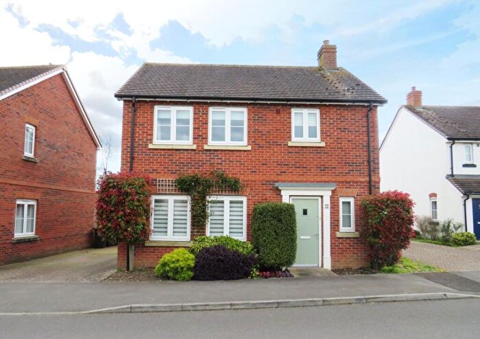 3 Bedroom Detached House For Sale In Batchelor Way, Downton, Salisbury, SP5