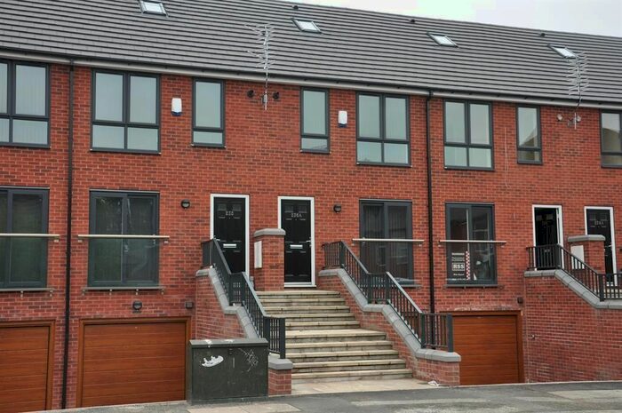 4 Bedroom Town House To Rent In A Lower Broughton Road, Salford M7