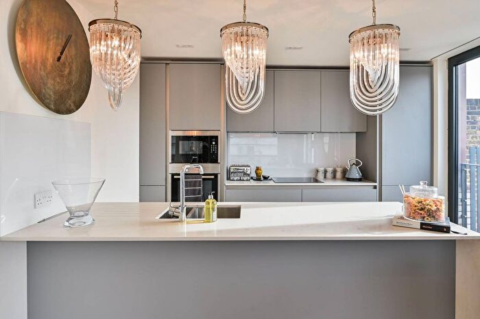 2 Bedroom Flat For Sale In Sudrey Street, Borough, London, SE1