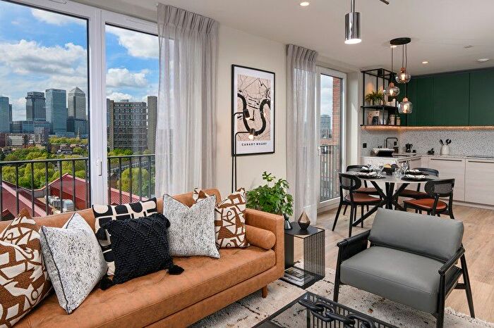 1 Bedroom Flat For Sale In Leven Road, London, E14