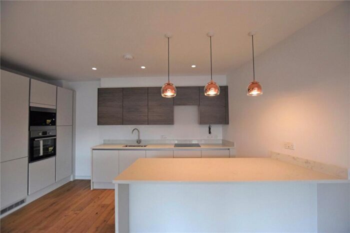 2 Bedroom Apartment To Rent In Lower Addiscombe Road, Croydon, Surrey, CR0