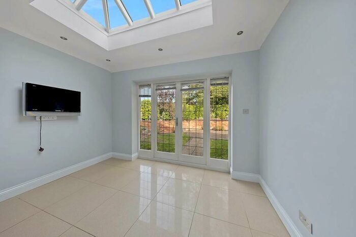 5 Bedroom Detached House To Rent In Ashwood Park, Woking, Surrey, GU22