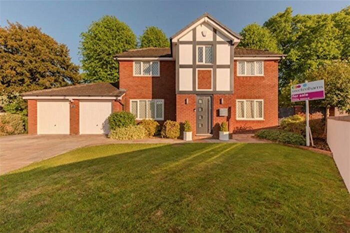 5 Bedroom Detached House For Sale In The Loont, Winsford, CW7