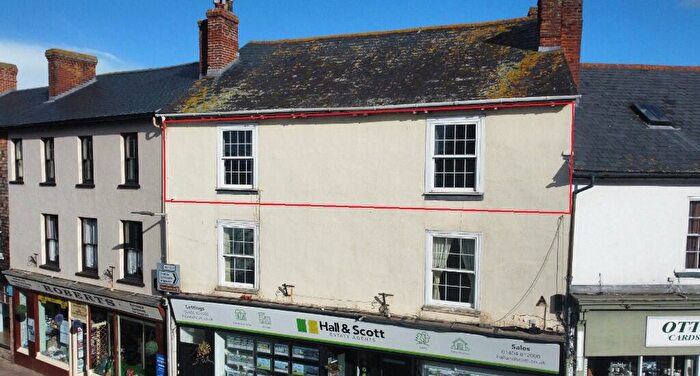 2 Bedroom Flat For Sale In Broad Street, Ottery St Mary, EX11