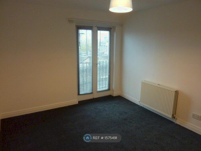 1 Bedroom Flat To Rent In St James Court, Lancaster, LA1
