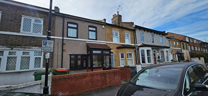 4 Bedroom Terraced House To Rent In Chandos Road, London, E15