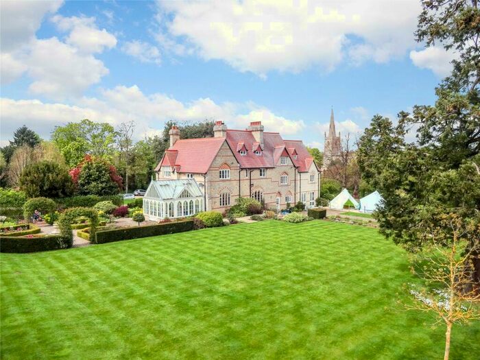 10 Bedroom Detached House For Sale In Heydour, Grantham, Lincolnshire, Lincolnshire, NG32