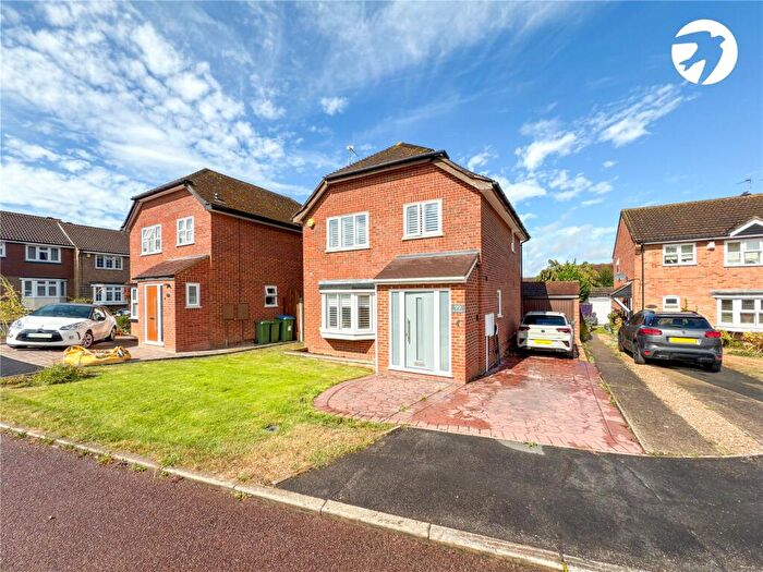3 Bedroom Detached House For Sale In Glendale, Swanley, Kent, BR8