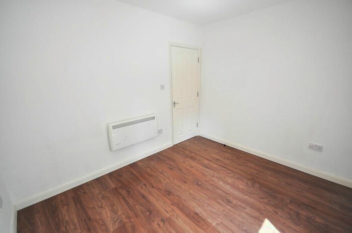 1 Bedroom Flat To Rent In Queen Street, Bedford, MK40