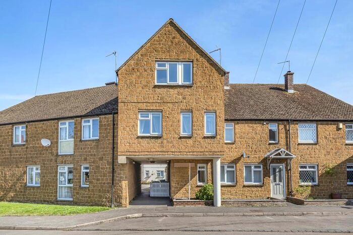 3 Bedroom Terraced House To Rent In Manor Court, Fenny Compton, CV47