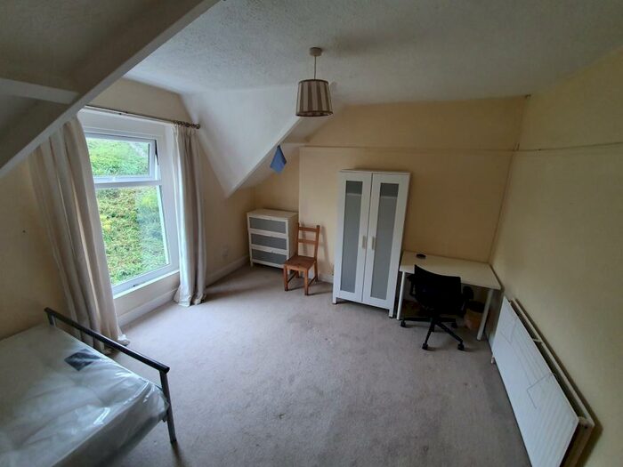 2 Bedroom Flat To Rent In Carlton Terrace, Mount Pleasant, Swansea, SA1