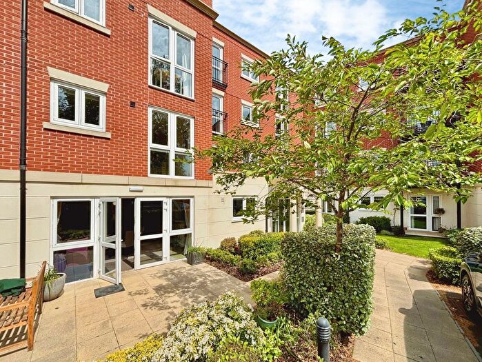1 Bedroom Flat For Sale In North Place, Cheltenham, Gloucestershire, GL50